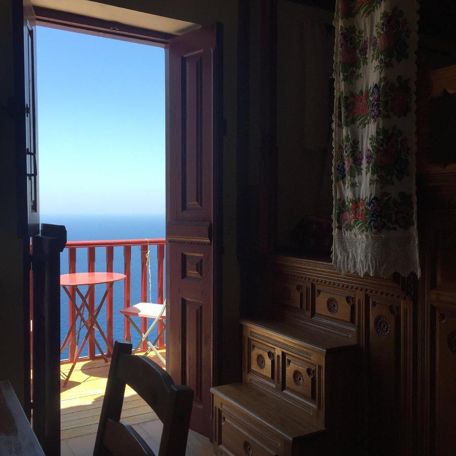 Anemos Guest House Karpathos Olympos  المظهر الخارجي الصورة