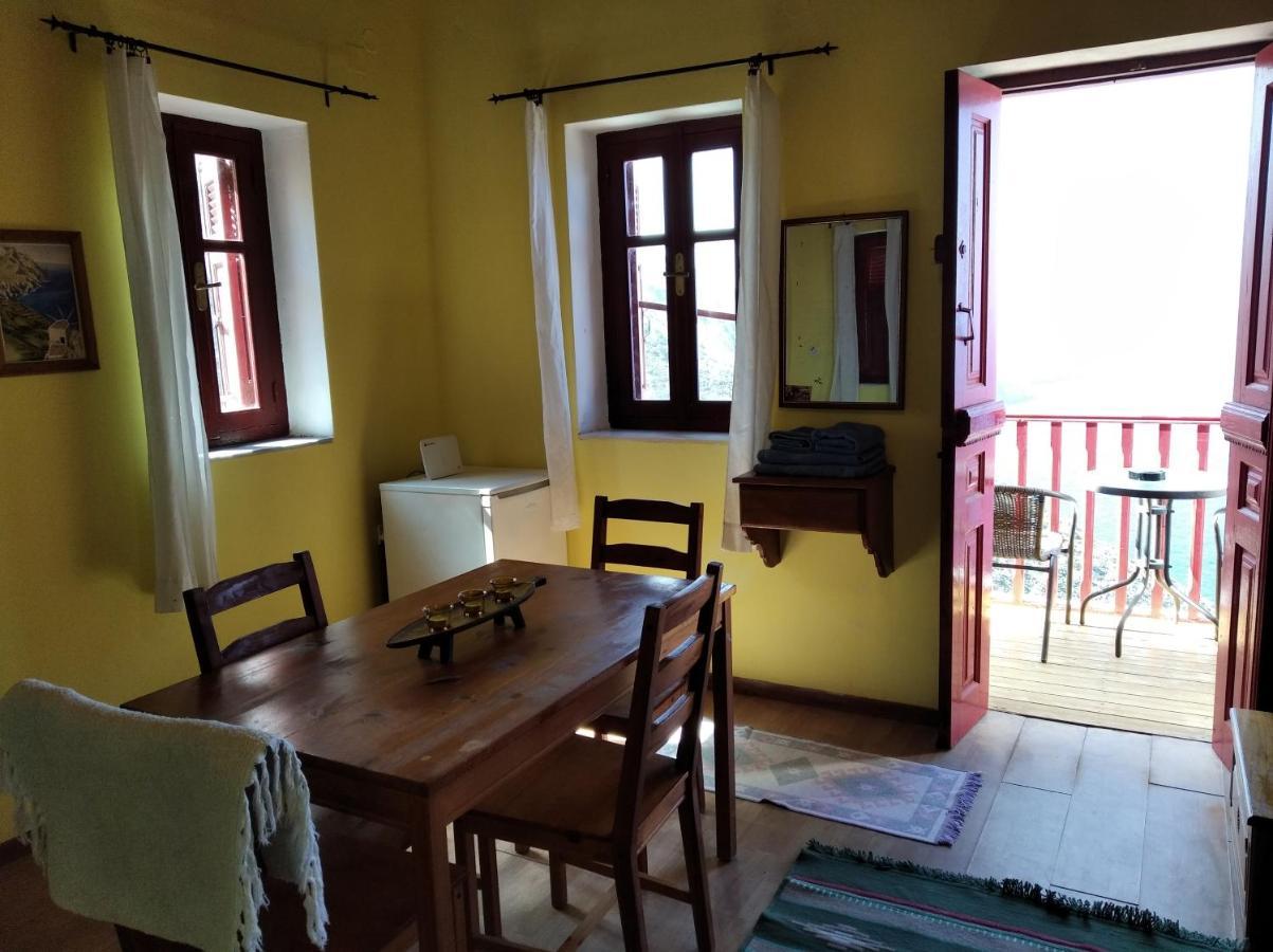 Anemos Guest House Karpathos Olympos  المظهر الخارجي الصورة